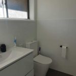 ensuite-toielt-and-vanity ensuite-toielt-and-vanity